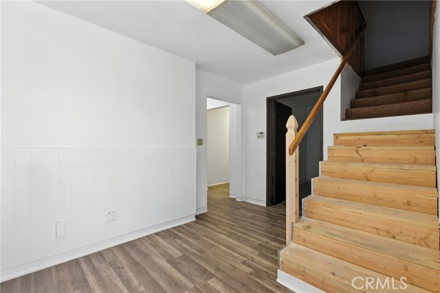 Image 1 of 7 For 23120 Mariposa