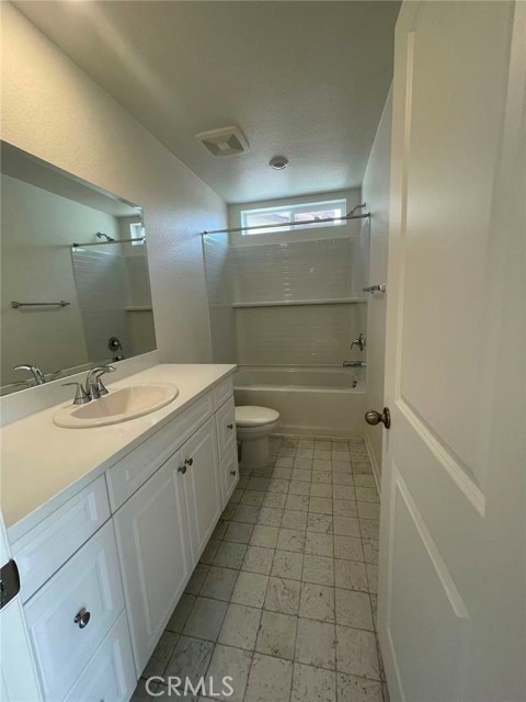 Detail Gallery Image 14 of 16 For 16129 Alamo Ct, Chino,  CA 91708 - 3 Beds | 2/1 Baths