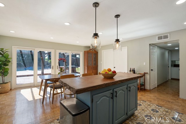 Detail Gallery Image 31 of 54 For 25902 Matel Rd, Valencia,  CA 91355 - 5 Beds | 3 Baths
