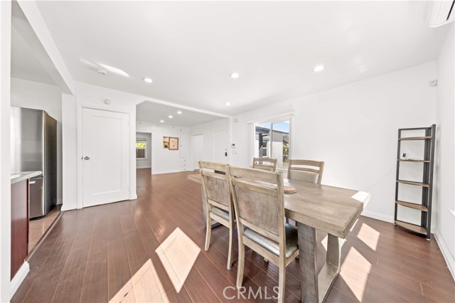 Detail Gallery Image 12 of 30 For 220 E Hellman, Monterey Park,  CA 91755 - 3 Beds | 2 Baths