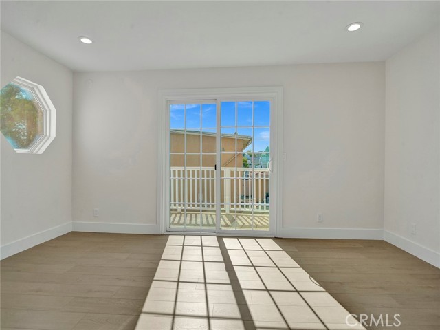 17425 Los Alimos Street, Granada Hills CA: https://media.crmls.org/medias/57284257-2c0a-4ed3-a435-92bada898635.jpg