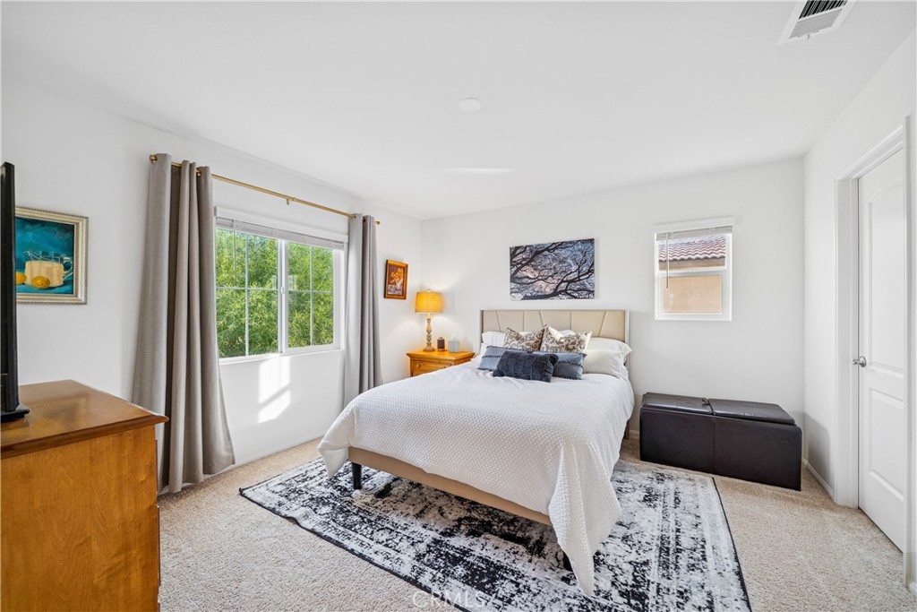 MLS #OC25259343 image #19