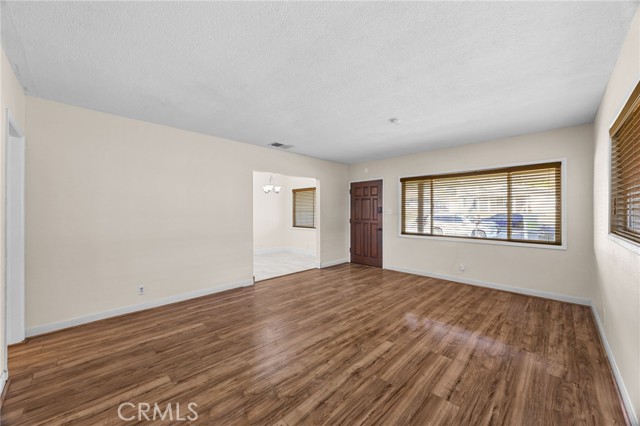 Detail Gallery Image 5 of 26 For 267 E 45th Street, San Bernardino,  CA 92404 - 3 Beds | 1 Baths