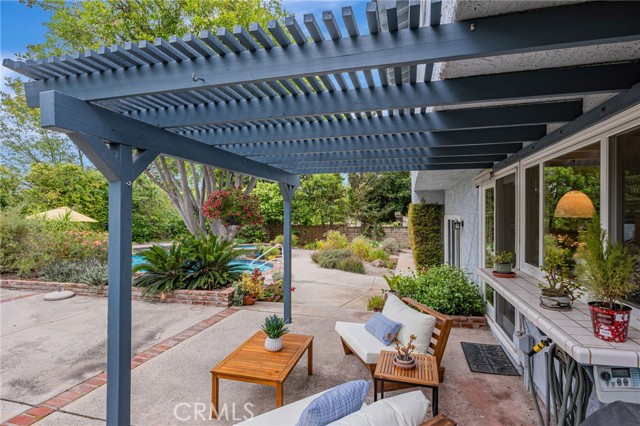 Detail Gallery Image 4 of 48 For 27072 Esward Dr, Calabasas,  CA 91301 - 5 Beds | 3 Baths