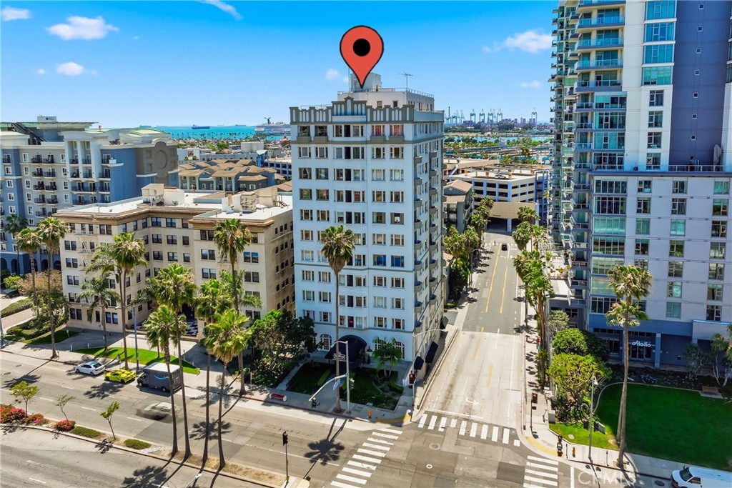 360 W Ocean Boulevard #607