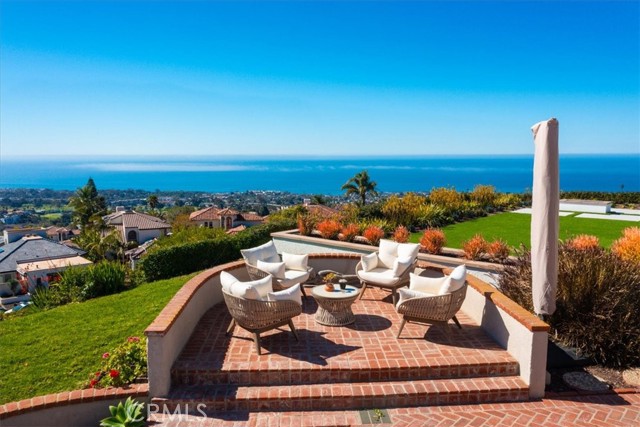 507 Via Florida, San Clemente CA: https://media.crmls.org/medias/572a8569-161b-4347-9705-e31d8411f16b.jpg