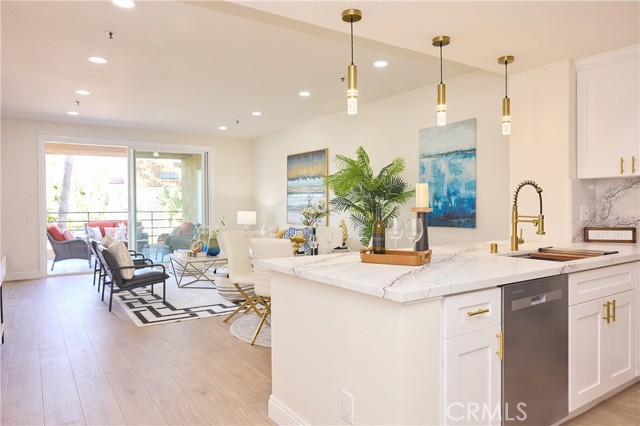 Detail Gallery Image 9 of 60 For 16291 Countess Dr #117,  Huntington Beach,  CA 92649 - 2 Beds | 2 Baths
