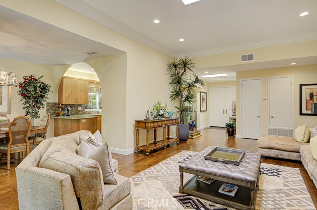 Detail Gallery Image 9 of 44 For 5544 Rayo Del Sol #B,  Laguna Woods,  CA 92637 - 3 Beds | 2 Baths