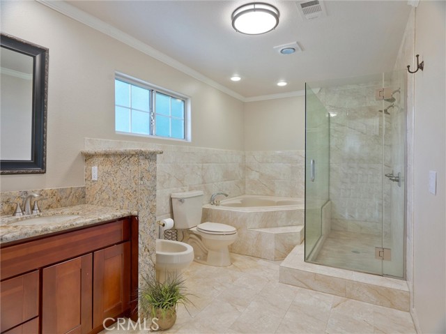 Detail Gallery Image 27 of 47 For 99 W Grandview Ave, Sierra Madre,  CA 91024 - 5 Beds | 4 Baths