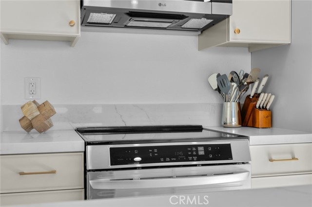 404 Hermosa Avenue, Hermosa Beach CA: https://media.crmls.org/medias/572b623b-2dc1-43bf-a97e-f483f88350b6.jpg