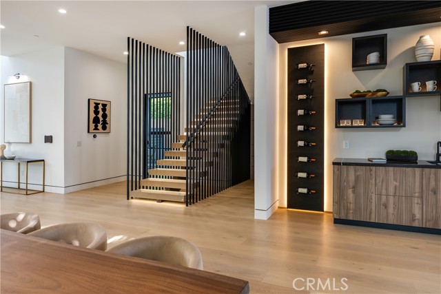 22930 Dolorosa Street, Woodland Hills CA: https://media.crmls.org/medias/572b9bb0-8b00-4eb7-a3b2-5c0ae0bd1690.jpg