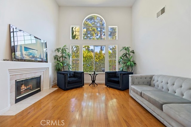 Detail Gallery Image 8 of 50 For 2310 Crown Point Ct, Oxnard,  CA 93036 - 4 Beds | 3 Baths