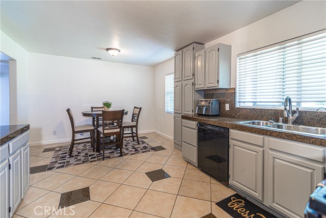 Image 13 of 70 For 3595 Sue Pam Drive