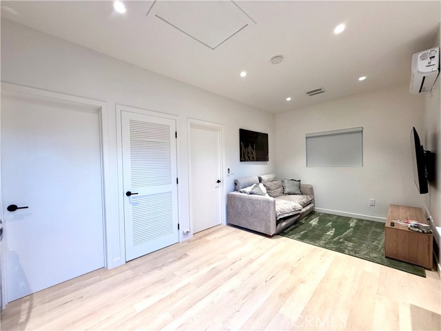 Detail Gallery Image 3 of 9 For 8328 Beverly Dr a,  San Gabriel,  CA 91775 - 1 Beds | 1 Baths