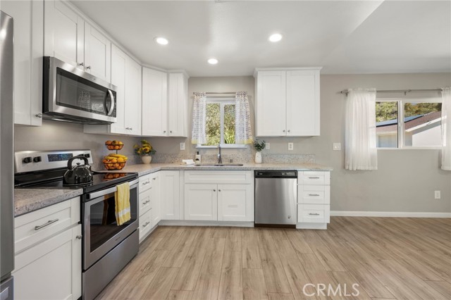 Detail Gallery Image 49 of 65 For 6472 Rainbow Heights, –,  CA 92028 - 4 Beds | 2 Baths