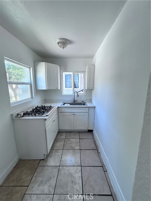 1728 W 55th Street, Los Angeles CA: https://media.crmls.org/medias/572e36a9-26b3-4507-b21e-b5f335f2d30c.jpg