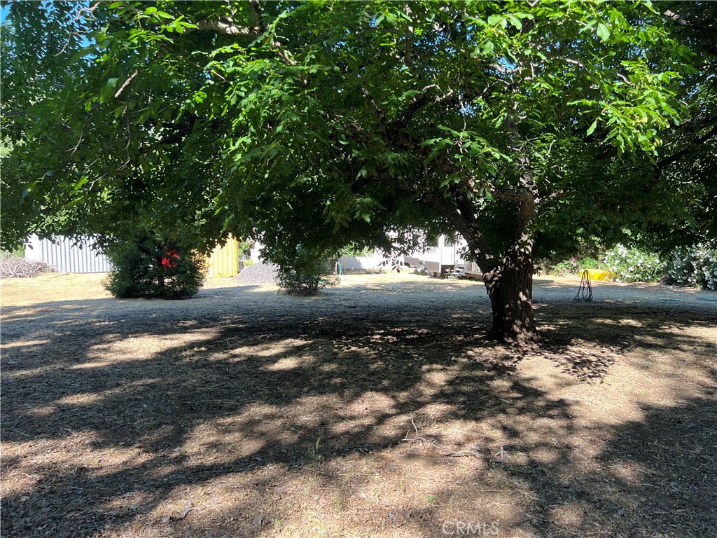 https://media.crmls.org/medias/572e3d99-3b4b-4029-97d9-32a63c4c554b.jpg?preset=X-Large