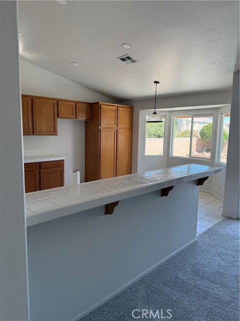 Detail Gallery Image 8 of 25 For 14106 Dartmouth St, Hesperia,  CA 92344 - 3 Beds | 2 Baths