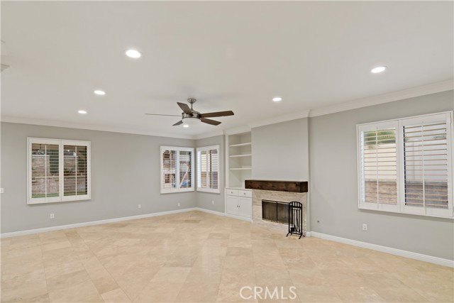 Detail Gallery Image 13 of 37 For 1472 Pinewood Dr, Corona,  CA 92881 - 3 Beds | 2/1 Baths