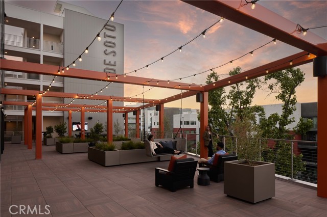 Detail Gallery Image 26 of 59 For 21010 Erwin St #855,  Woodland Hills,  CA 91367 - 1 Beds | 1 Baths