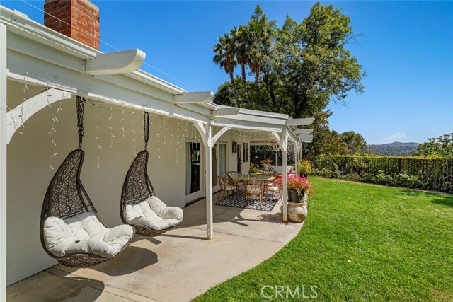 Detail Gallery Image 31 of 34 For 7153 Helmsdale, West Hills,  CA 91307 - 3 Beds | 2/1 Baths