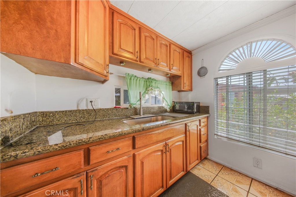MLS #CV26158704 image #8