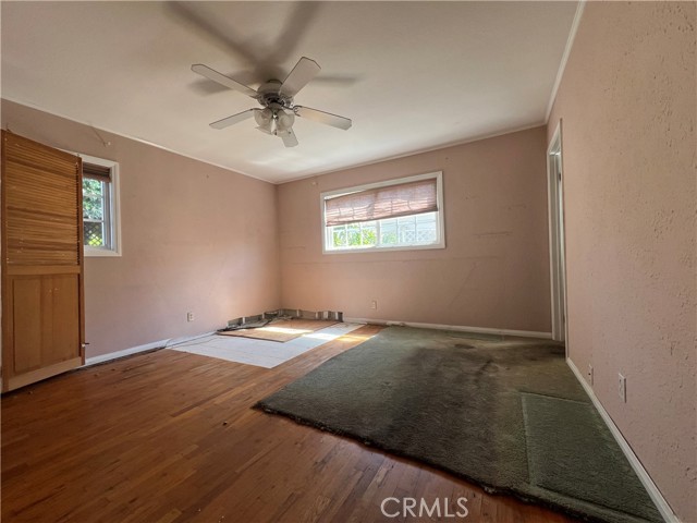 Detail Gallery Image 10 of 23 For 8294 E Carburton, Long Beach,  CA 90808 - 4 Beds | 2 Baths