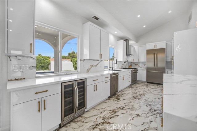 Image 8 of 33 For 9743 Monogram Avenue
