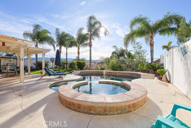 Detail Gallery Image 23 of 31 For 928 Allegre, Corona,  CA 92879 - 4 Beds | 3 Baths