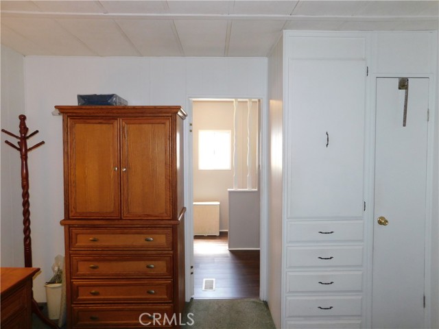 2200 W Wilson Street, Banning CA: https://media.crmls.org/medias/57357398-1a1d-4032-a77f-3be30d81e7c5.jpg