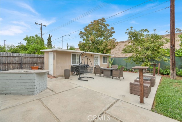 Detail Gallery Image 33 of 43 For 2501 Deodar St, Santa Ana,  CA 92705 - 3 Beds | 2 Baths
