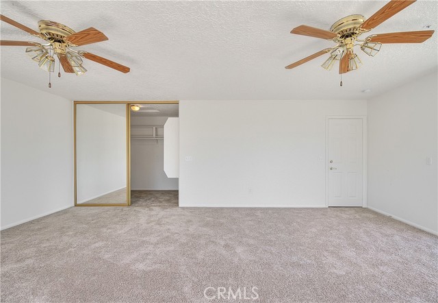 Detail Gallery Image 26 of 32 For 10722 Rodeo Rd, Oak Hills,  CA 92344 - 5 Beds | 2/1 Baths
