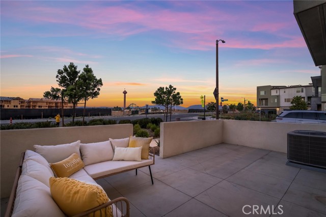 Detail Gallery Image 67 of 75 For 27554 Sparrow Ct, Valencia,  CA 91381 - 3 Beds | 2/1 Baths