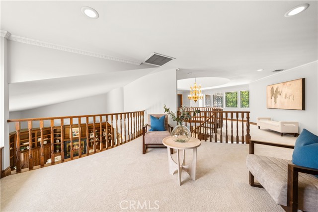 519 Connie Rae Way, Arcadia CA: https://media.crmls.org/medias/57388457-dca1-4943-b429-0369579d2075.jpg