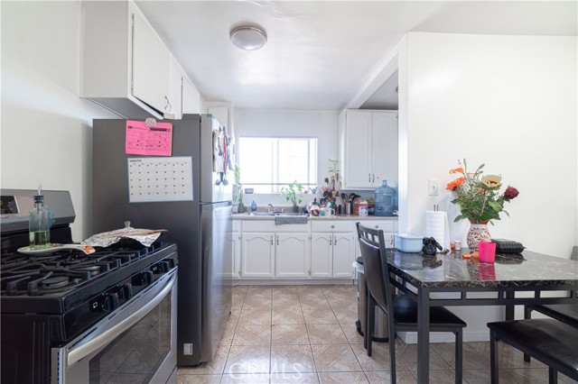 Detail Gallery Image 54 of 56 For 340 W 62nd St, Los Angeles,  CA 90003 - – Beds | – Baths