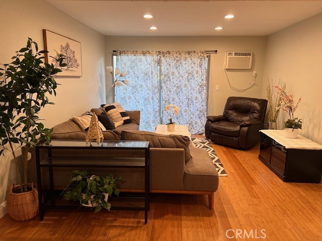 28947 Thousand Oaks Boulevard, Agoura Hills CA: https://media.crmls.org/medias/57391deb-9c74-48b8-b789-b0b0f422fb2d.jpg