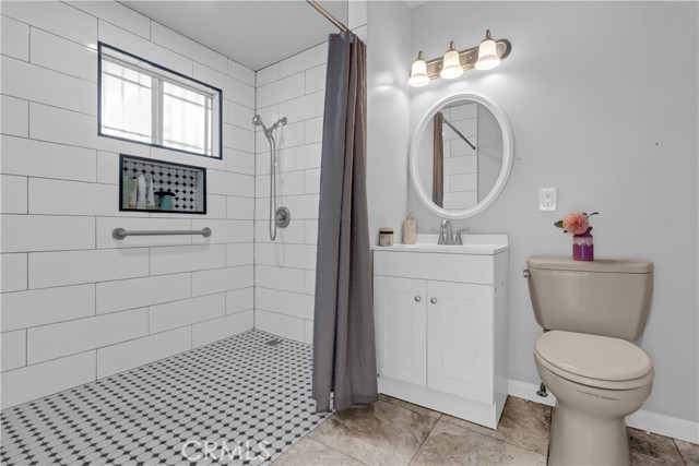 Detail Gallery Image 16 of 21 For 22214 Horst, Hawaiian Gardens,  CA 90716 - 3 Beds | 2 Baths