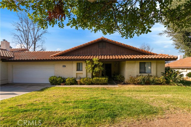 Detail Gallery Image 1 of 28 For 1442 Bella Vista, Redlands,  CA 92373 - 3 Beds | 2 Baths