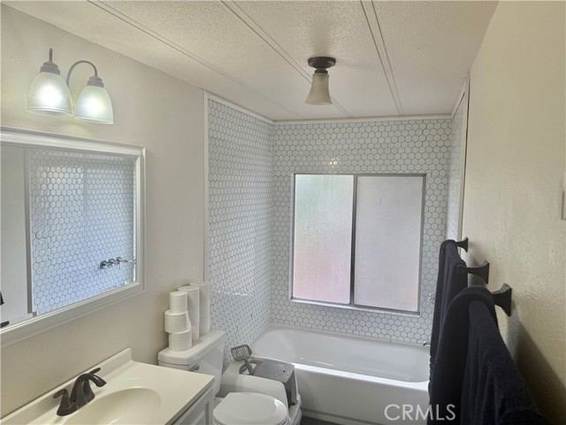 Detail Gallery Image 25 of 30 For 1550 Rimpau #37,  Corona,  CA 92881 - 3 Beds | 2 Baths