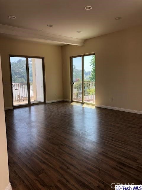 Detail Gallery Image 13 of 20 For 9951 Marcus Ave #103,  Tujunga,  CA 91042 - 3 Beds | 2 Baths