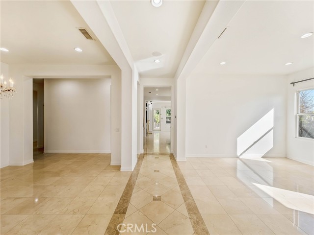 12800 Via Donatello, Porter Ranch CA: https://media.crmls.org/medias/573acafb-378e-47a7-a984-ed51a1308ab3.jpg