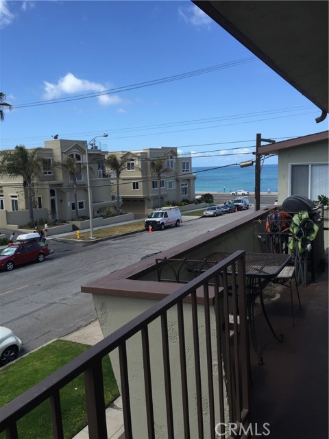 Detail Gallery Image 6 of 7 For 1511 Catalina #H,  Redondo Beach,  CA 90277 - 1 Beds | 1 Baths