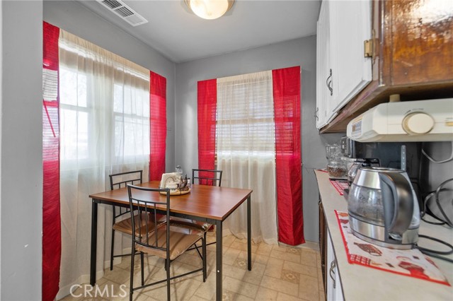 Detail Gallery Image 18 of 49 For 300 N Berry Rd, –,  CA 93272 - 3 Beds | 2 Baths