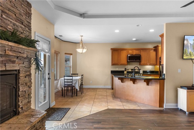 Detail Gallery Image 12 of 47 For 26820 Stirrup, Tehachapi,  CA 93561 - 3 Beds | 2 Baths