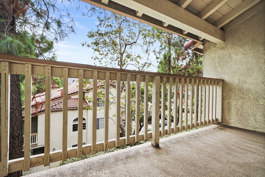 MLS #SR25260885 image #17