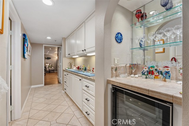 Detail Gallery Image 23 of 48 For 16255 Pacific Cir #204,  Huntington Beach,  CA 92649 - 3 Beds | 3 Baths