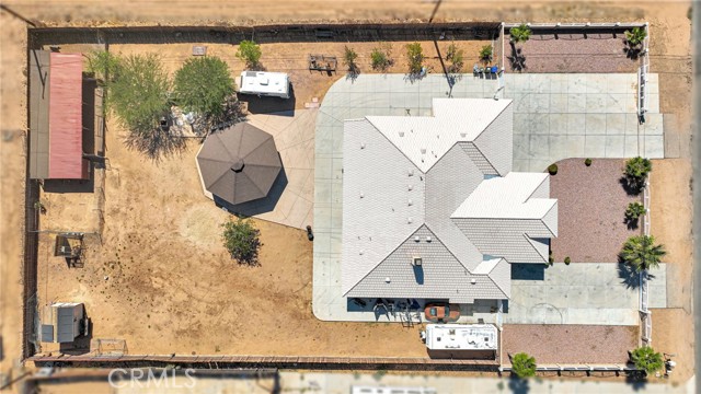 21350 Ramona Avenue, Apple Valley CA: https://media.crmls.org/medias/574056c4-6492-4ca8-800c-f427d54d3220.jpg