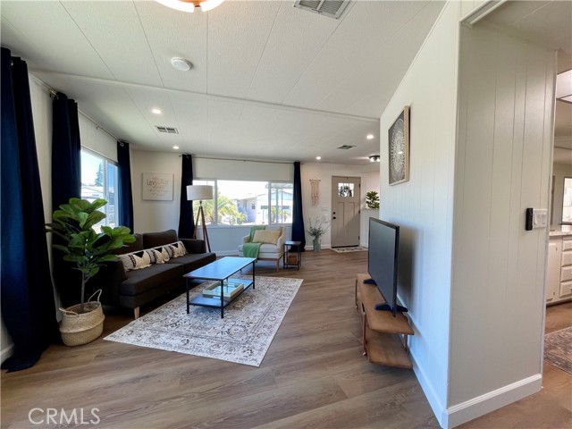 Detail Gallery Image 16 of 74 For 200 N El Camino Real #107,  Oceanside,  CA 92058 - 2 Beds | 2 Baths