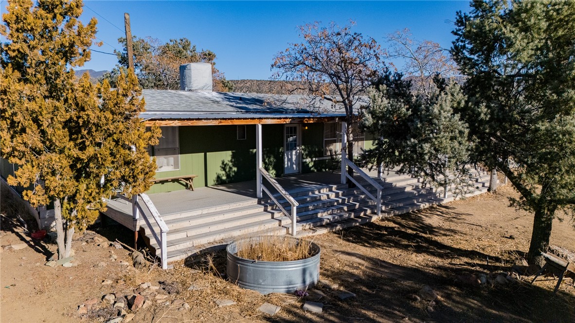 Detail Gallery Image 3 of 36 For 24664 Chimanimani Ct, Tehachapi,  CA 93561 - 2 Beds | 2 Baths