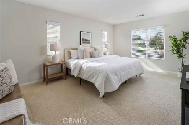 Detail Gallery Image 21 of 43 For 19345 Laroda Ln, Saugus,  CA 91350 - 3 Beds | 2/1 Baths